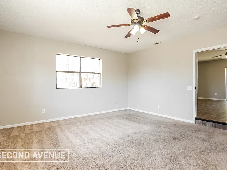 2727 W 45th St — Photo 12