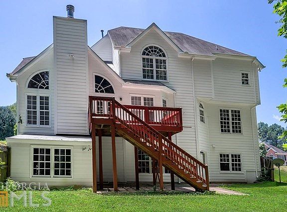 2nd image of 2518 Meadowmist Pl SE