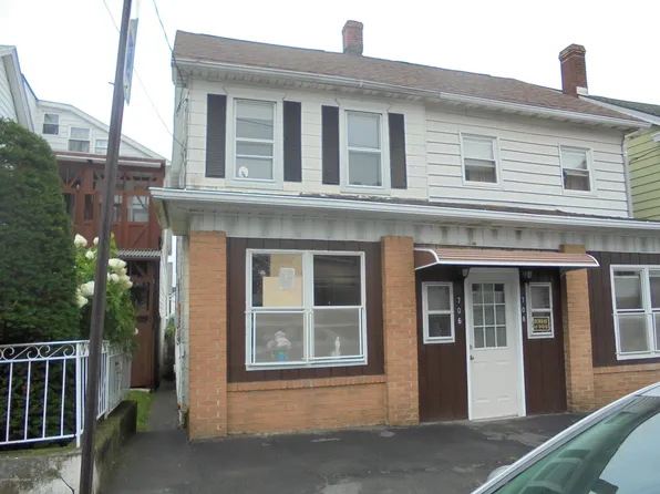 706 N Vine St, Hazleton, PA 18201