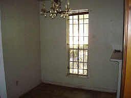 5th image of 8823 Hillsgrove Ct