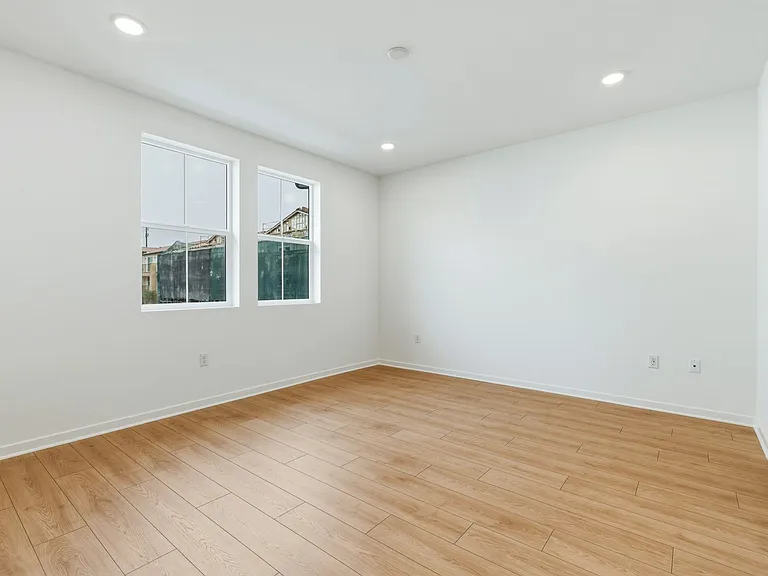 749 Marmalade Pl — Photo 35
