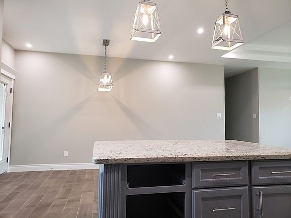 4th image of 1825 Tron Ln