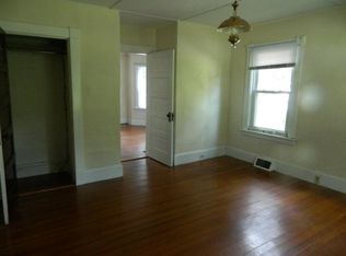 257 Pelham Rd #2, Amherst, MA 01002