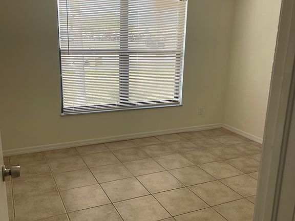 2nd image of 4405 Skyline Blvd #4405