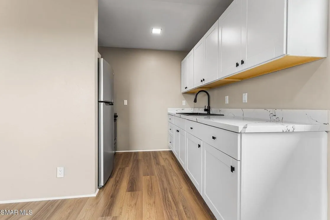 1 bed, 525 sqft, $2,950 — Photo 2