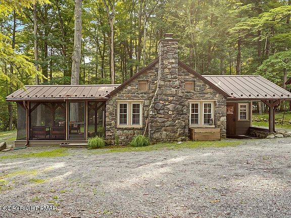 3rd image of 1021 Country Creek Ln