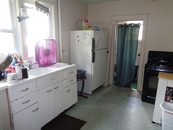 5th image of 1202 S Harrison St
