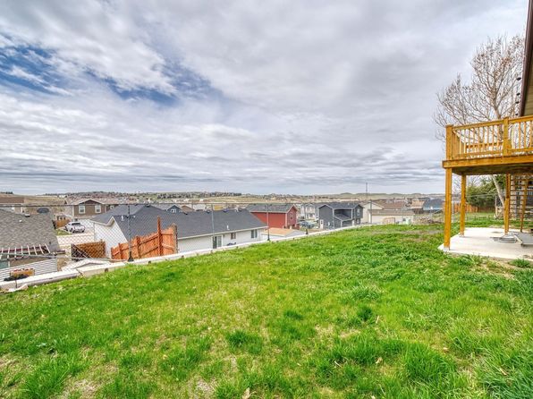 3307 Foothills Blvd, Gillette, WY 82716
