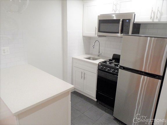 3rd image of 215 W 83rd St APT 1H