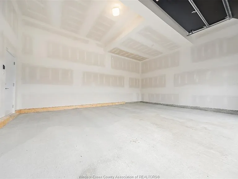 90 Rutile St — Photo 37