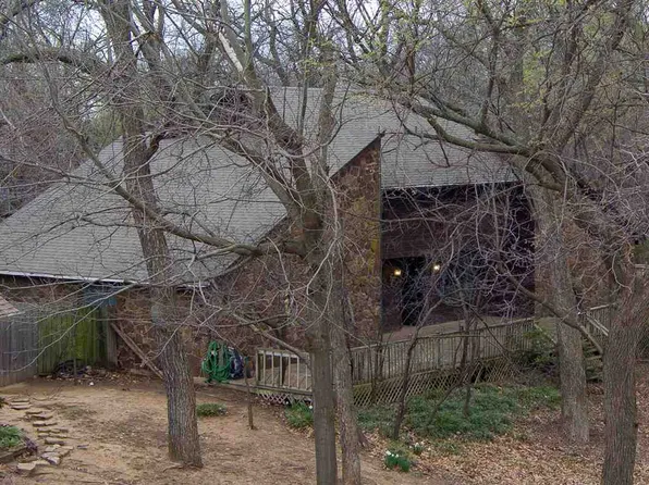 3213 NE Shelter Creek Dr, Lawton, OK 73507