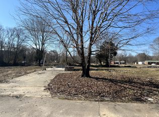 214 Murphree Ave, Waverly, TN 37185