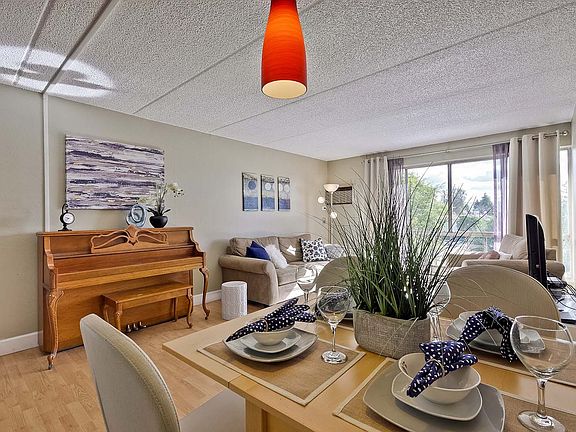 3rd image of 1700 Civic Center Dr APT 301