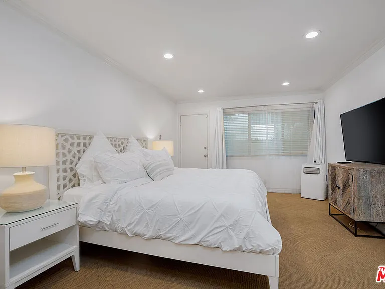 2101 Ocean Ave #3 — Photo 10