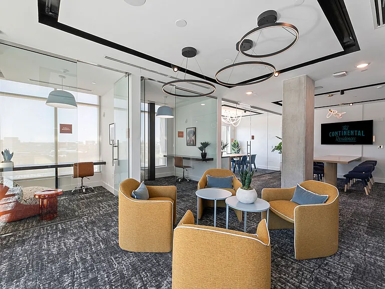 The Continental Residences — Photo 20