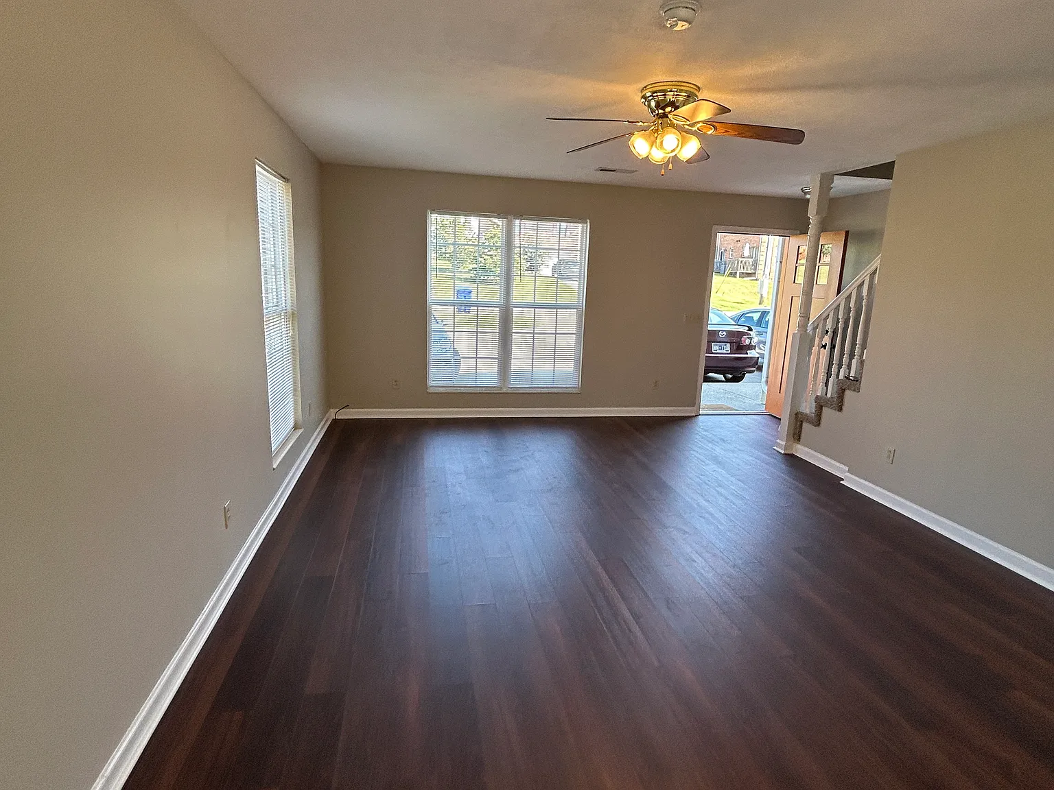 2 bed, 1.5 bath, 1100 sqft, $1,400 — Photo 4