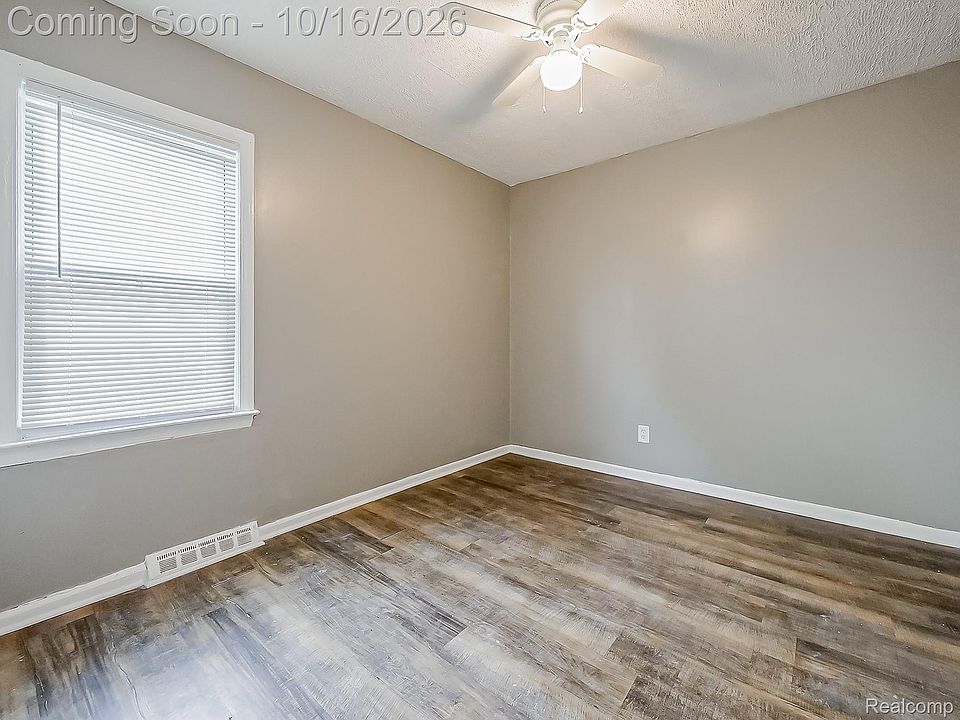 18565 Kenosha St, photo 7