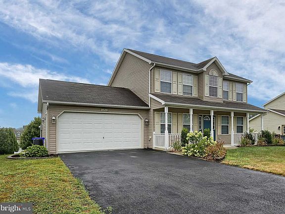 2nd image of 161 Martel Cir
