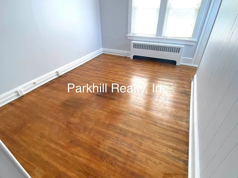 641 George St — Photo 13