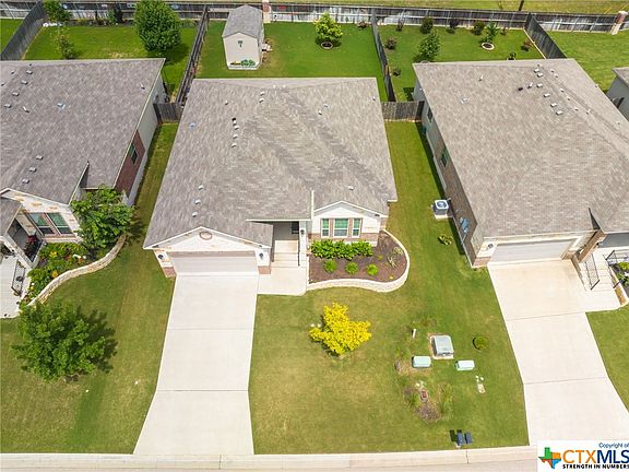 3rd image of 5708 Blackstone Dr