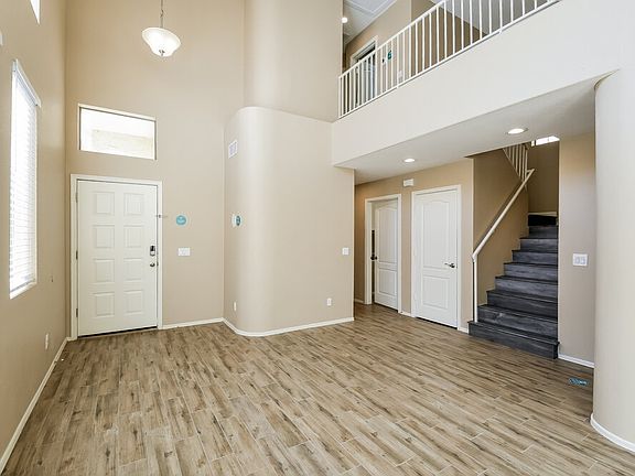 5th image of 8364 W Melinda Ln