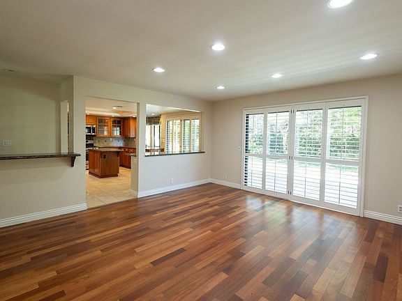 4th image of 3931 Weeping Willow Dr