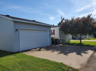 20 Westminster Ave, Holmen, WI 54636