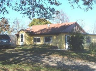 27463 Schenk Rd, Green Ridge, MO 65332