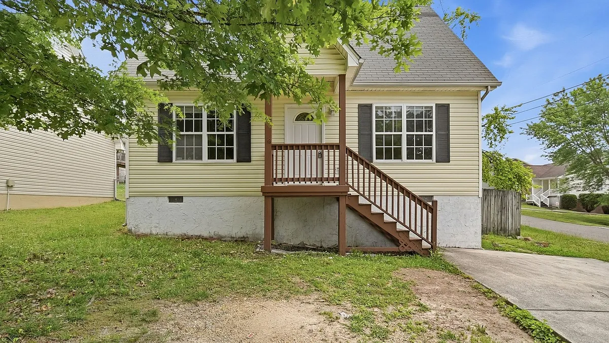 Building Photo - 1575 Petty St SE