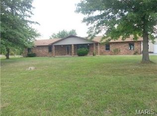 3560 Flucom Rd, De Soto, MO 63020