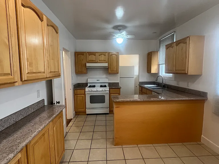 22 Alvarado St — Photo 9