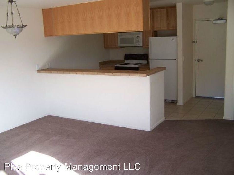 2nd image of 1740 NW Pence Ln APT 208