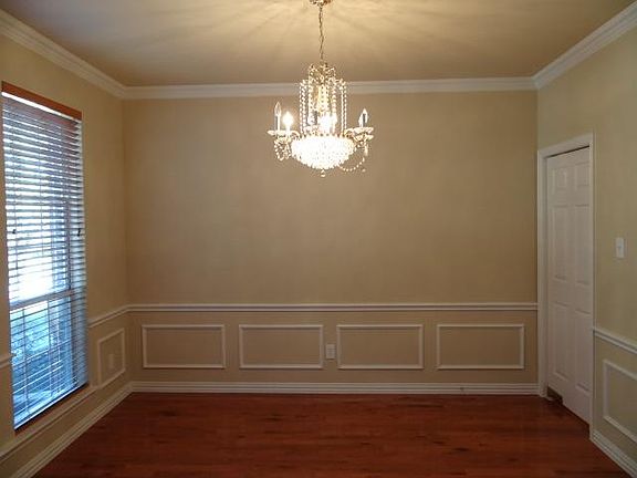 5th image of 1816 Wood Dale Cir