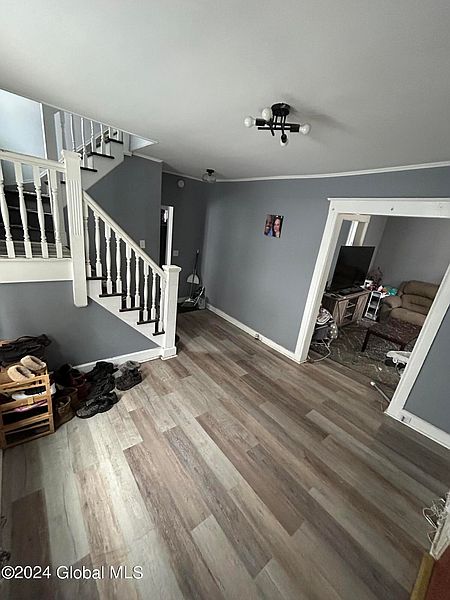 4th image of 35 Columbia Street