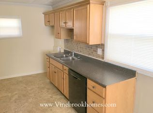 132 Pat Ln, Fairborn, OH 45324