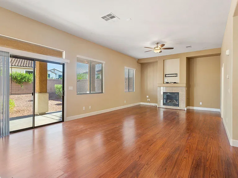 260 Pastel Cloud St — Photo 3