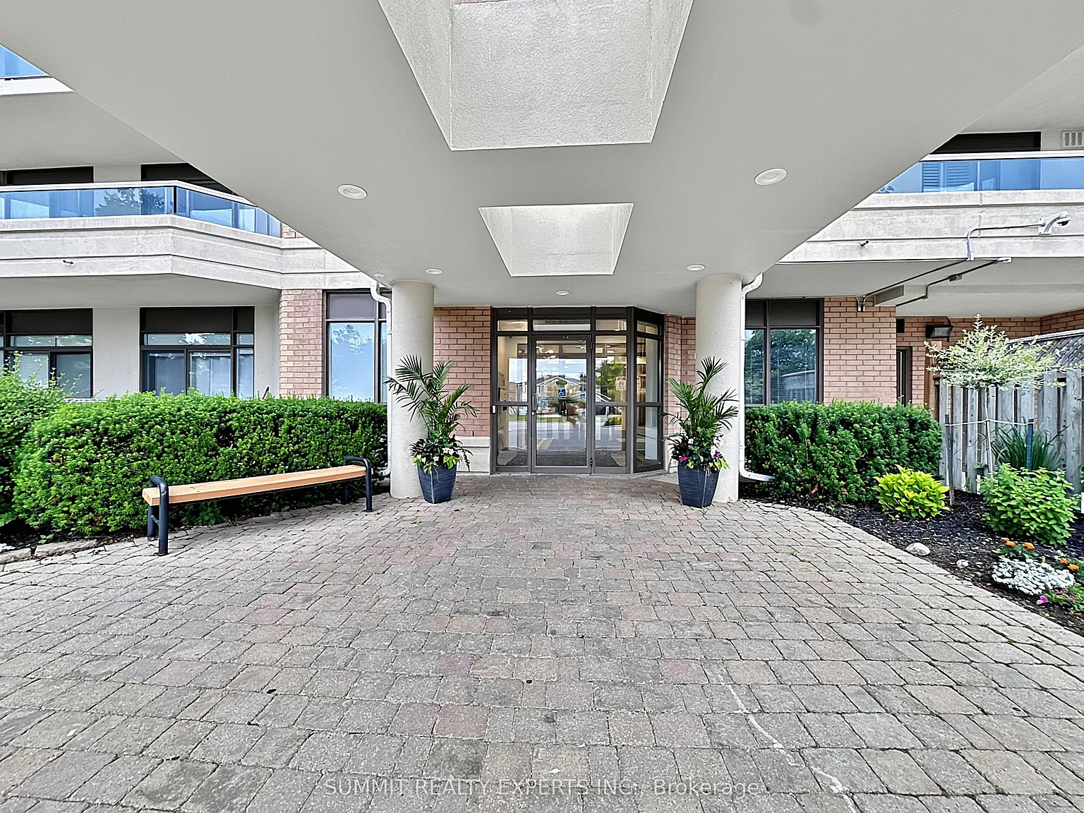 2 bed, $2,599 — Photo 3
