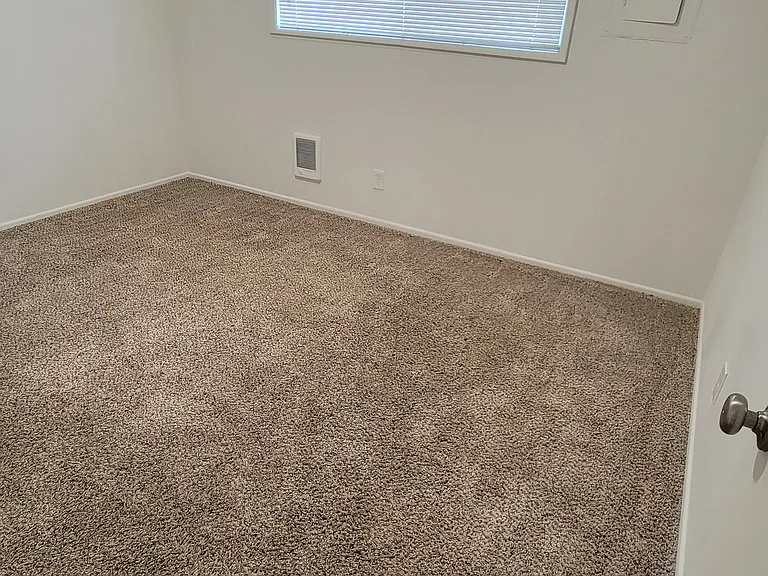 21724 SE Alder Dr #4 — Photo 5