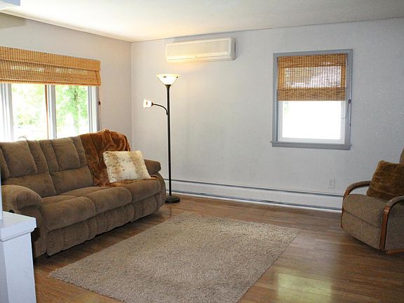 4th image of 211 N McCornell Ave