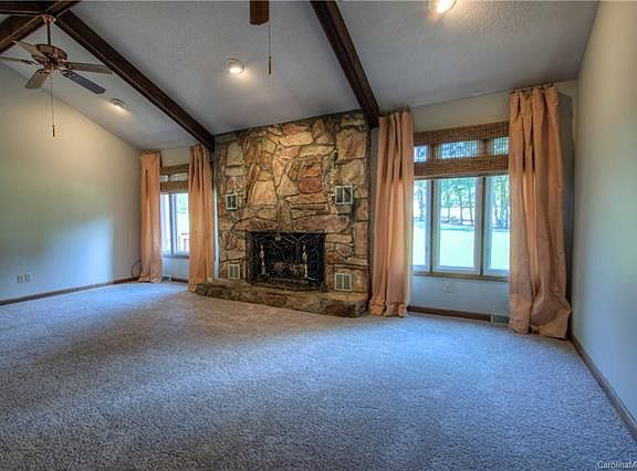 5th image of 100 Lamplighter Ln