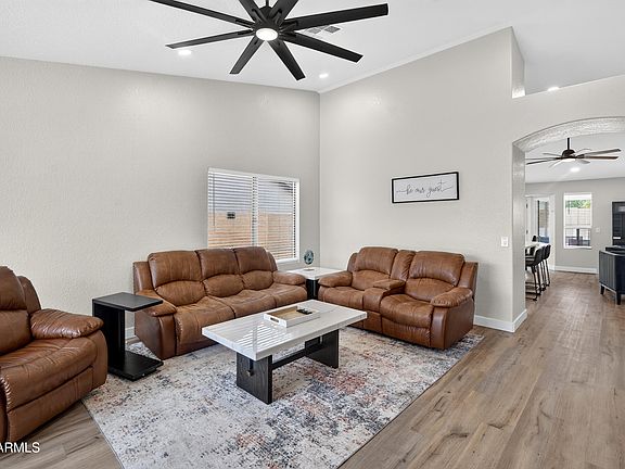4th image of 8947 W SIERRA VISTA Drive