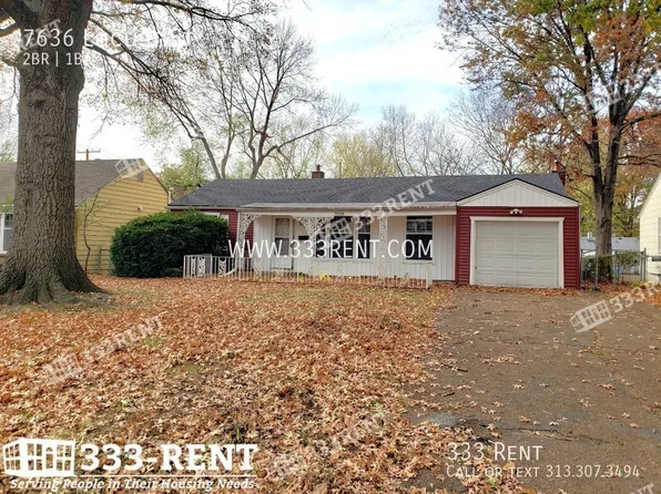 7636 Locust St, Kansas City, MO 64131