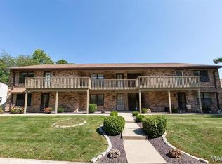 218 Shoreline Dr APT 6, O'Fallon, IL 62269