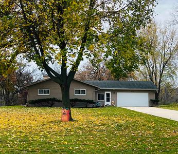 242 N Shore Dr, Belleville, WI, 53508