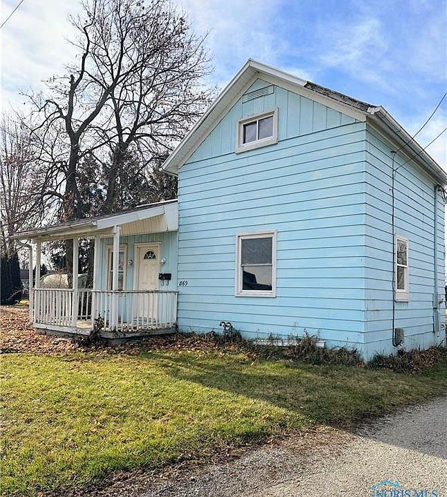 2nd image of 869 Columbus Ave