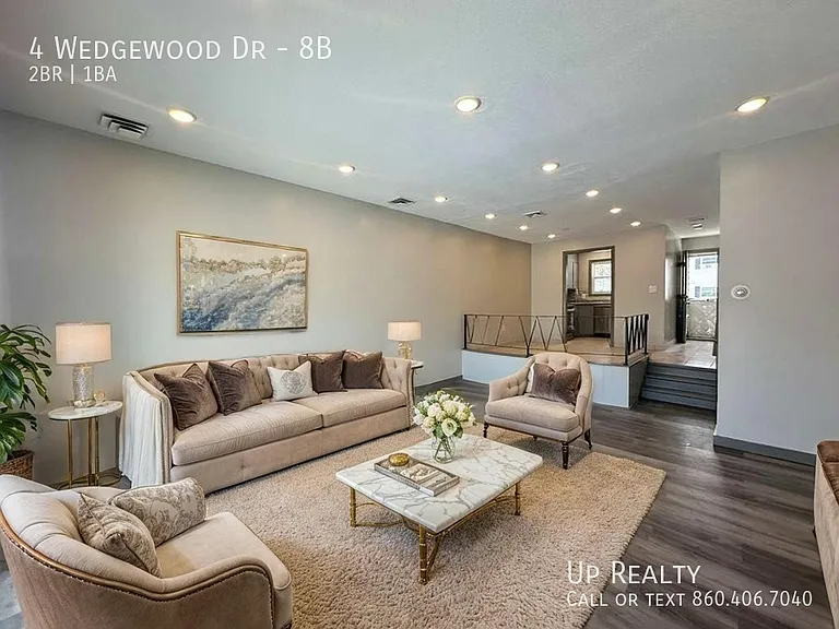 4 Wedgewood Dr #8B — Photo 7