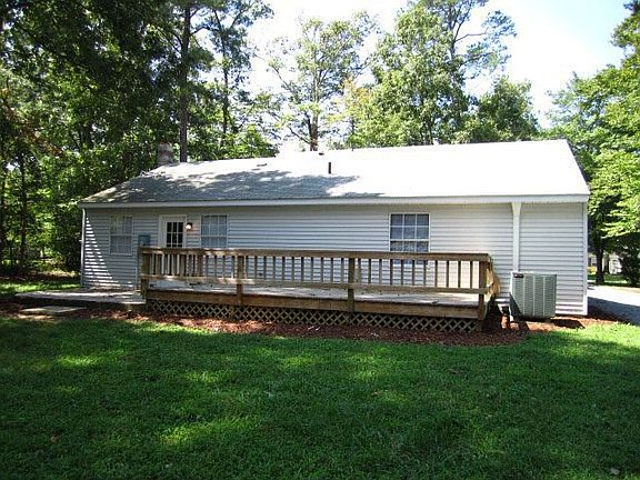 3rd image of 8225 Sheffield Dr