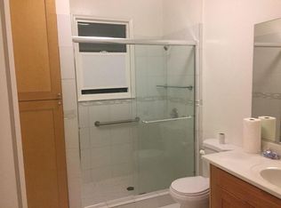 219 Anita Rd APT 4, Burlingame, CA 94010