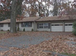 89 Hillside Manor Ave, Vernon, CT 06066