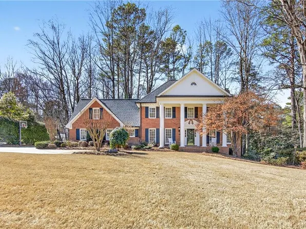 350 Spindle Ct, Sandy Springs, GA 30350